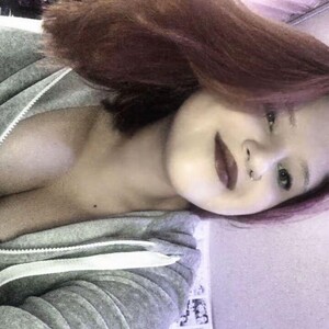 RedLuna webcam profile - Finnish