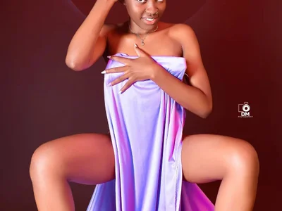 stripchat Hot_ebony30