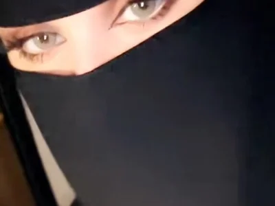 nadya-74 live cam video preview