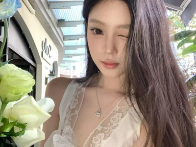 winnie-886 Brown Eyes webcam from China